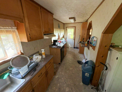 Investor Special near New River in Austinville, VA - image 9