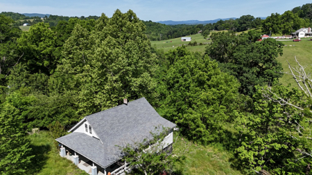 Investor Special near New River in Austinville, VA - image 26
