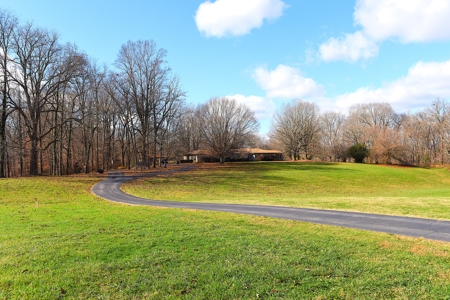 Hobby Farm on 23 Ac near Town, Large, Quality Home, Owner Finance - image 6