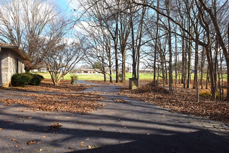 Hobby Farm on 23 Ac near Town, Large, Quality Home, Owner Finance - image 18