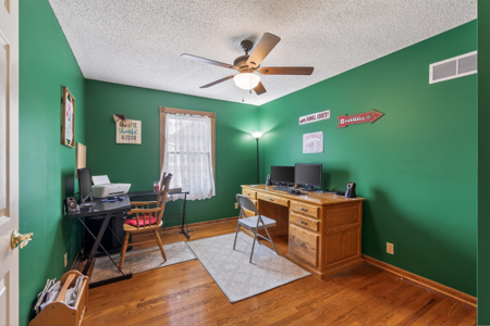 Country Home with Acreage and Shop Buildings Near KC - image 23