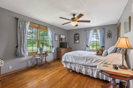 Country Home with Acreage and Shop Buildings Near KC - image 25