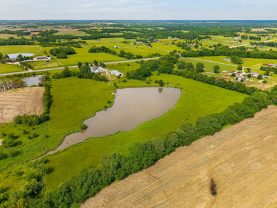 Country Home with Acreage and Shop Buildings Near KC - image 50