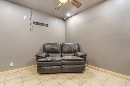 Commercial Property For Sale in Elk City, Oklahoma 73644 - image 14