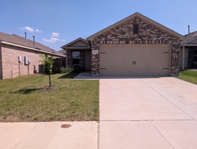 Beautiful Home in Established Neighborhood! - image 1