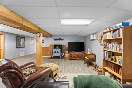 Equine Country Home For Sale in Wilsall, MT - image 27