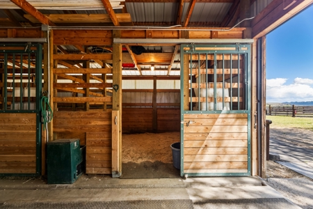 Equine Country Home For Sale in Wilsall, MT - image 42