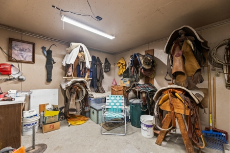 Equine Country Home For Sale in Wilsall, MT - image 43