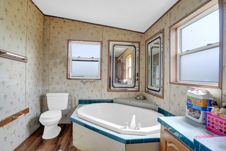 Country home for sale with acreage in Colorado - image 24