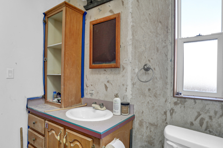 Country home for sale with acreage in Colorado - image 26