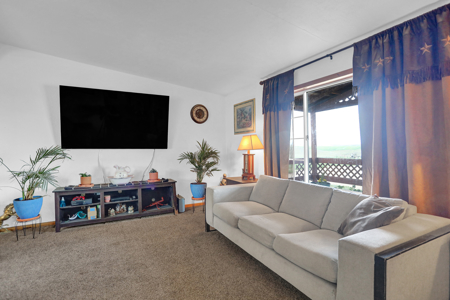 Country home for sale with acreage in Colorado - image 5