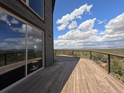 Off Grid Homestead with Amazing Views - image 20