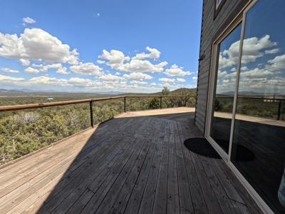 Off Grid Homestead with Amazing Views - image 22