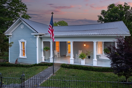Country Home for Sale in Giles County, Tennessee - image 1
