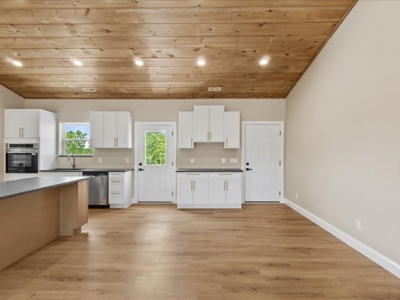 Country Home for Sale in Lewis County, Tennessee - image 12