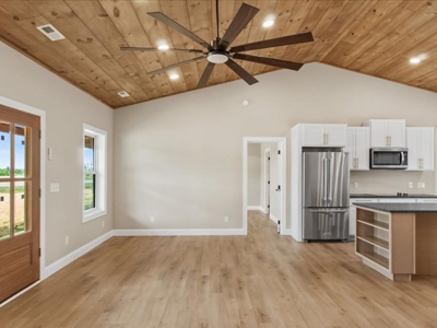 Country Home for Sale in Lewis County, Tennessee - image 9