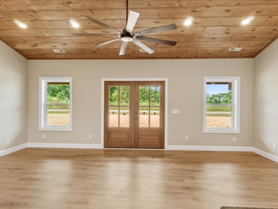 Country Home for Sale in Lewis County, Tennessee - image 7