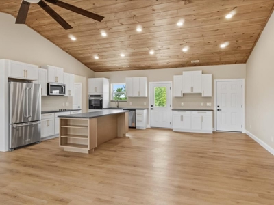 Country Home for Sale in Lewis County, Tennessee - image 10