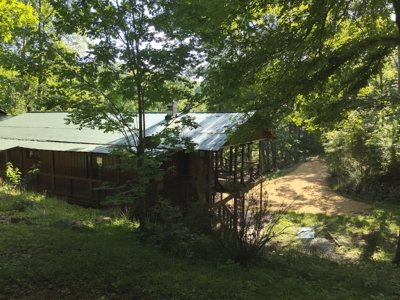 21-Acre Tennessee Log Home Premier Hunting Property in Linden, TN - image 4