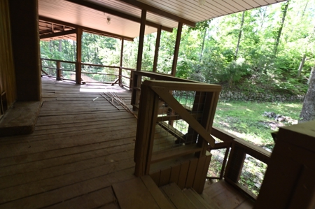 21-Acre Tennessee Log Home Premier Hunting Property in Linden, TN - image 5