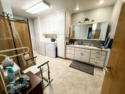 2 Bedroom Condo with Open Concept Living and Private Terrace - image 12