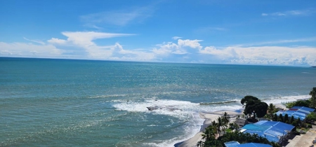 Ocean-View Beachfront Apartment in PH Coronado Bay, Coronado - image 15