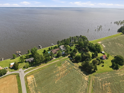 Storybook Soundfront Retreat on 6.73 Acres - image 15