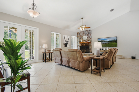 Beautiful Home on 5 Acres in O'Brien, Fl! - image 13