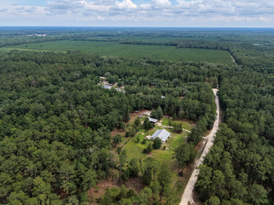 Beautiful Home on 5 Acres in O'Brien, Fl! - image 40