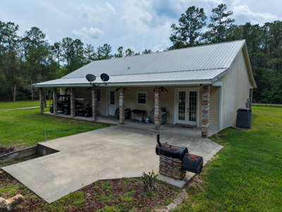 Beautiful Home on 5 Acres in O'Brien, Fl! - image 26