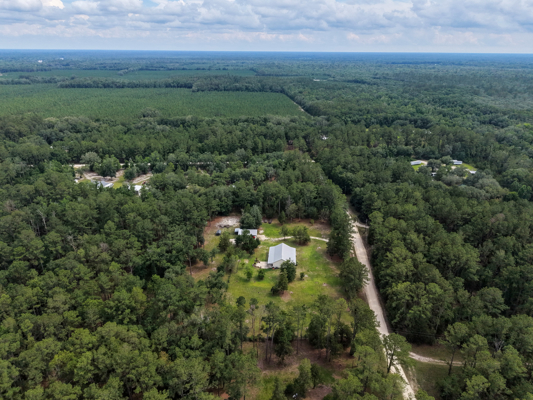 Beautiful Home on 5 Acres in O'Brien, Fl!