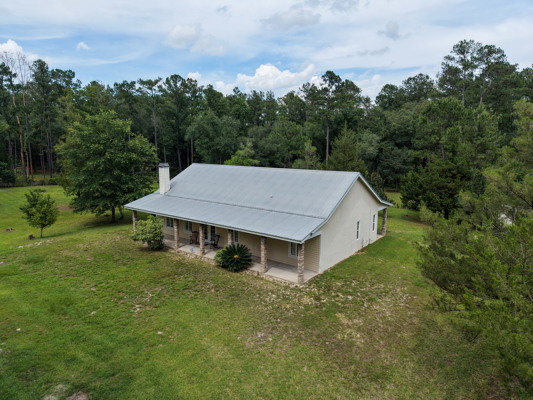 Beautiful Home on 5 Acres in O'Brien, Fl!