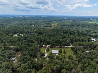 Beautiful Home on 5 Acres in O'Brien, Fl! - image 44