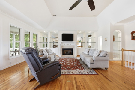 Bath Creek Beauty with Private Pier - image 26