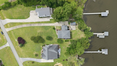 Bath Creek Beauty with Private Pier - image 18