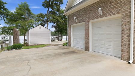 Bath Creek Beauty with Private Pier - image 12