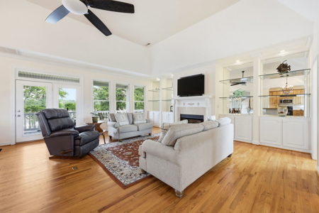 Bath Creek Beauty with Private Pier - image 24