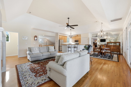 Bath Creek Beauty with Private Pier - image 25
