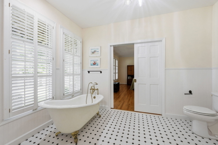 Bath Creek Beauty with Private Pier - image 46