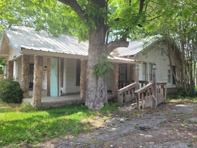 Historic Investment Home with Rental Potential in Deport TX - image 16