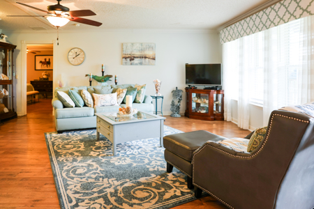 Country Home With Acreage Near Salem Arkansas - image 9