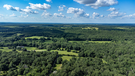 Home for Sale EL Dorado Springs, Cedar County, MO - image 2