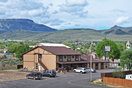 Colorado Investment Opportunity-Restaurant, Bar, Motel and 4-Plex - image 6