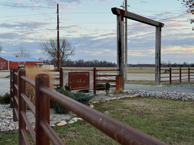 Lodge and Event Space in Southeast Kansas - image 49