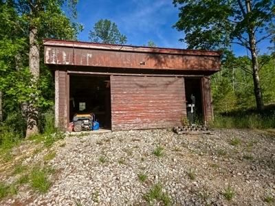 BIG ACREAGE, TRAILS, WILDLIFE! This property has it all. - image 21
