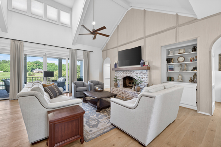 Luxury home in Dahlonega Ga for Sale - image 2
