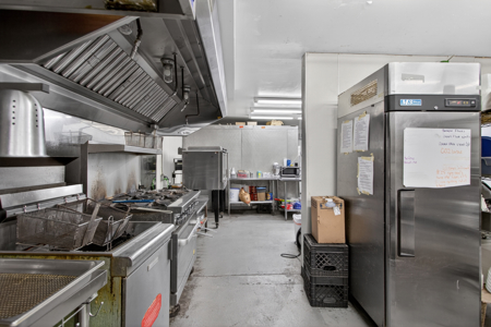 Salina, Oklahoma Turnkey Restaurant For Sale - image 33