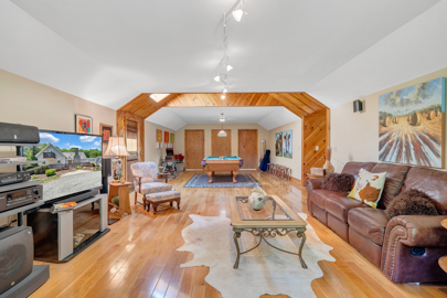 Listing 7