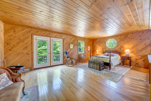 Contemporary Home for Sale in Floyd, VA!