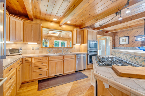 Contemporary Home for Sale in Floyd, VA!